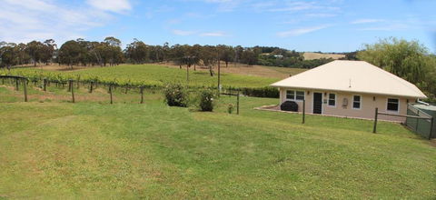 Hill Cottage Hahndorf - Mackay Tourism 0