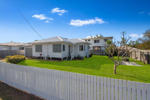 House On Halifax - Mackay Tourism 0