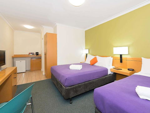 Ibis Styles Geraldton - Mackay Tourism 3