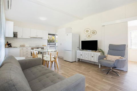 Idle Hours Pet Friendly 5 Mins Walk To Beach - Mackay Tourism 2