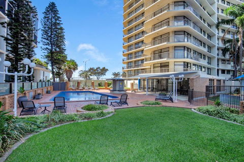 Imperial Surf Private Apartment - Mackay Tourism 2