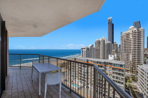 Imperial Surf Private Apartment - Mackay Tourism 1