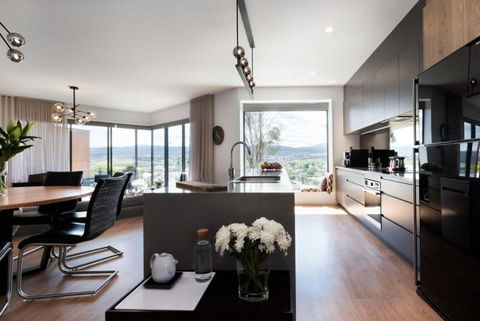 Impressively Spacious Modern & Convenient - Mackay Tourism 3