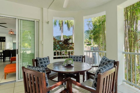 In The Tropics Balcony Oasis At The Beach Club - Mackay Tourism 0