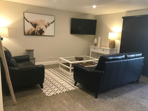 Inn Scone - Mackay Tourism 1