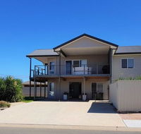 Agape Holiday Home - Mackay Tourism