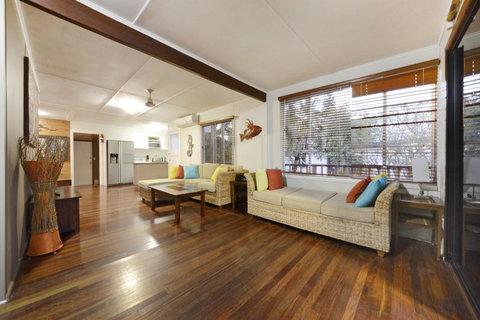 Airlie Getaway - Airlie Beach - Mackay Tourism 3