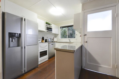 Airlie Getaway - Airlie Beach - Mackay Tourism 2