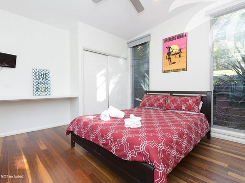 Akama - Mackay Tourism 1