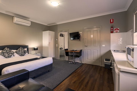 Akuna Motor Inn And Apartments - Mackay Tourism 2