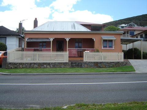 Albany Historic Cottage - Mackay Tourism 0