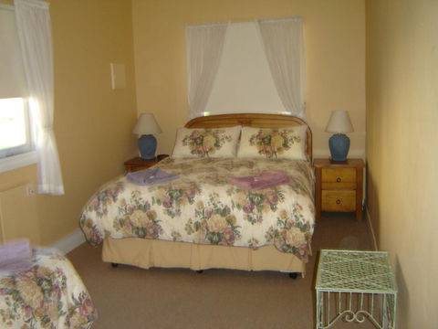 Albany Historic Cottage - Mackay Tourism 3