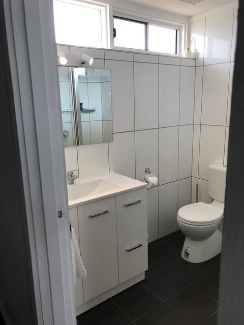 Allambie Motel - Mackay Tourism 0