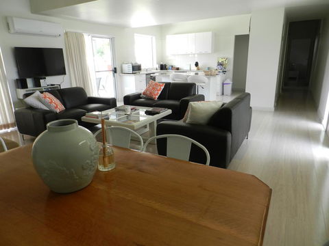 Almas Cottage - Mackay Tourism 0