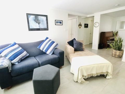 Aloha Alex Beach House Pet-friendly- 450m To The Beach - Mackay Tourism 2