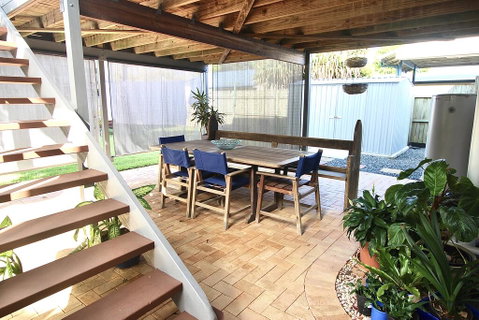 Aloha Alex Beach House Pet-friendly- 450m To The Beach - Mackay Tourism 1