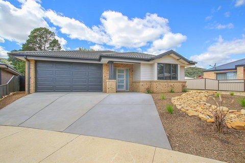 Alpine Knights Stylish Luxury - Mackay Tourism 2