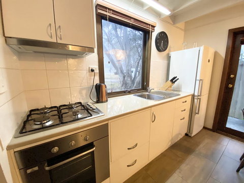 Alpine Retreat - Mackay Tourism 3