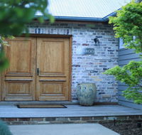 Amaroo - modern luxurious and chic - Mackay Tourism