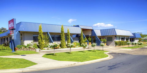 Amaroo Motel - Mackay Tourism 1