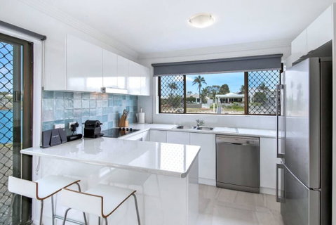Amazing Modern Apartment On The Canal - Mackay Tourism 0