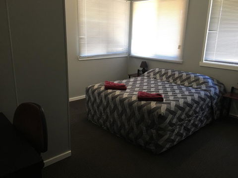 Amble Inn - Mackay Tourism 3