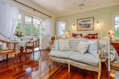 Amore Mt Tamborine - Mackay Tourism 1