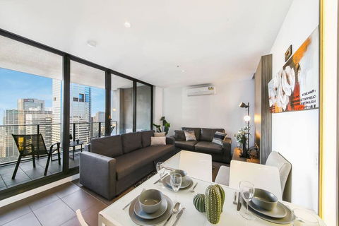 An Exquisite 2BR Apt With Stunning City Views - Mackay Tourism 2