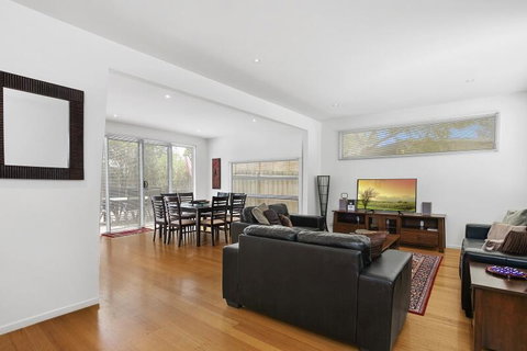 Anderson Townhouse 1-39 - Mackay Tourism 2