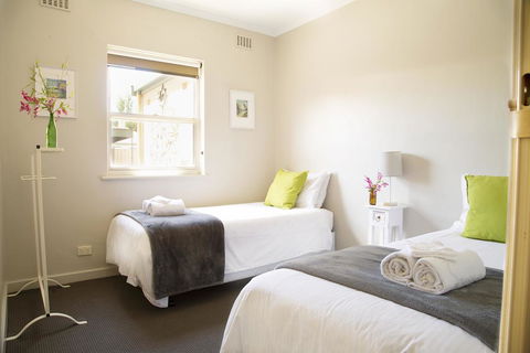 Angaston Mews - Mackay Tourism 1