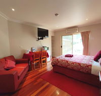 Angela's Beach Stays - Mackay Tourism