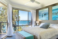 Anne's Waterfront Haven BB