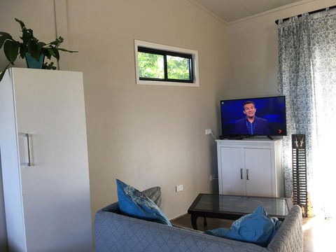 Annerley-granny Flat,private, New, Convenience - Mackay Tourism 1