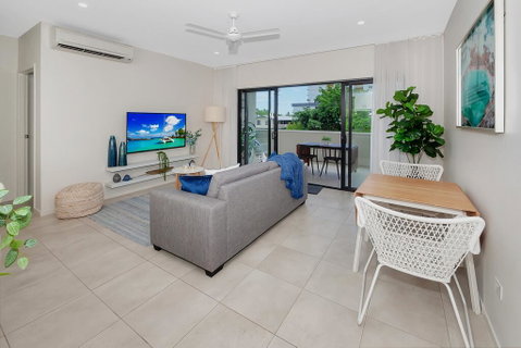 Apartment Close To The City Life On Lake 3 - Mackay Tourism 2