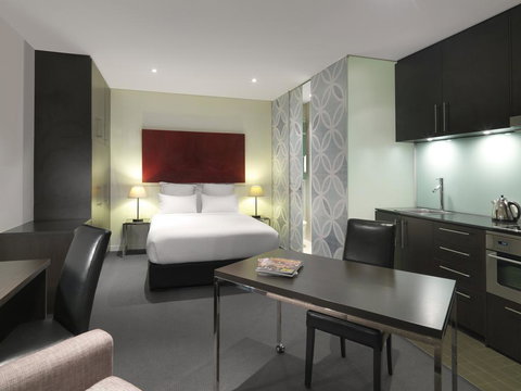 Apartments @ 480 Collins - Mackay Tourism 1