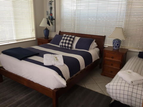 Apartments On The Park - 47 March St - Mackay Tourism 0