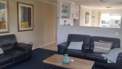 Apollo Luxury Apartments - Mackay Tourism 3