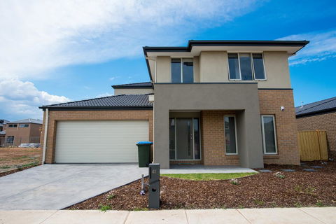 Apple House Point Cook - Mackay Tourism 0