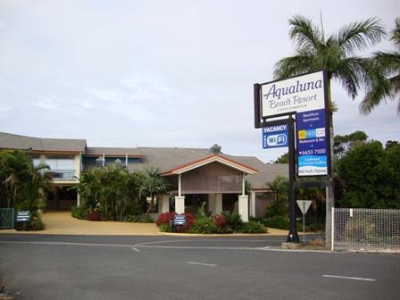 Aqualuna Beach Resort - Mackay Tourism 3