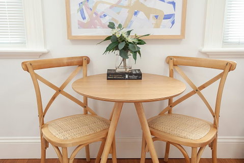 Art Deco Designer Studio In Lewisham - Mackay Tourism 3