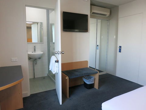 Arts Hotel - Mackay Tourism 3