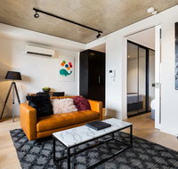 Artsy Apartment CBD City Views and Balcony - Mackay Tourism