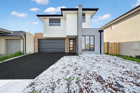 Luxury Home, Mall, Breezy, Comfy - Mackay Tourism 1