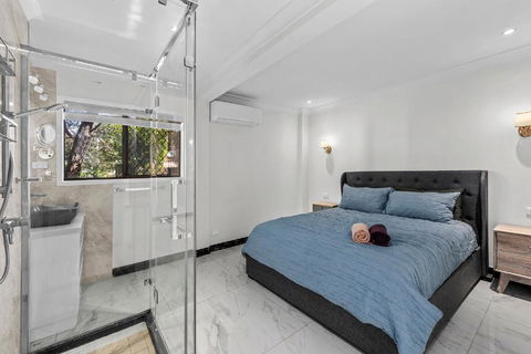 Luxury Living 2B2B In Southern Brisbane Parking - Mackay Tourism 2
