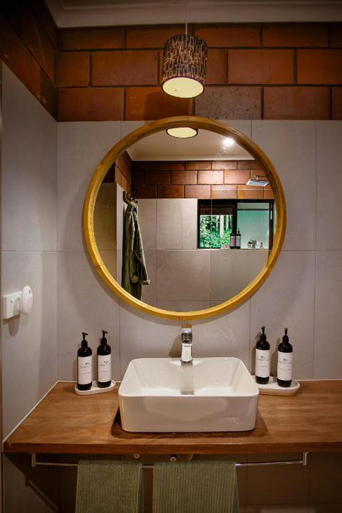 Malanda Lodge - Mackay Tourism 1