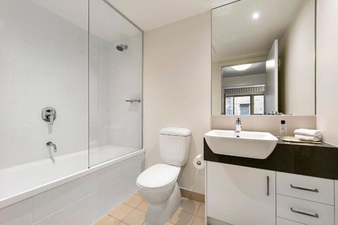 Melbourne Carlton Central Apartment Hotel Official - Mackay Tourism 2