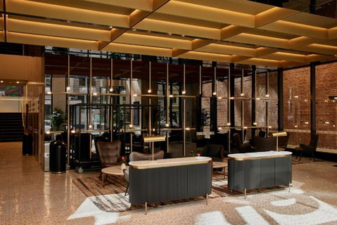 Meriton Suites Melbourne - Mackay Tourism 3