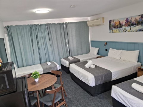 Mid City Motor Inn - Mackay Tourism 1