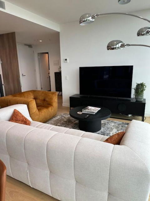 Modern 2 BRM Apt In Williamstown - Mackay Tourism 0