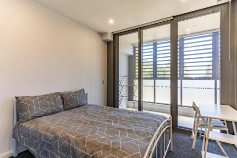 Modern 2B With Loft Bed Parking Central Mascot - Mackay Tourism 2